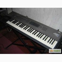 Продам рабочую станцию KORG N364 (есть чехол, стойка, педаль)