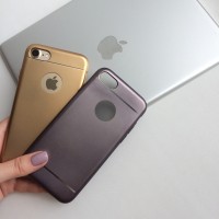 Силиконовый матовый чехол на iPhone 7