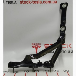 Петля крепления крышки багажника левая Tesla model 3 1092820-00-E 1092820-0