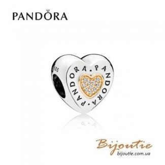 Шарм PANDORA ― сердце с логотипом PANDORA 796233CZ