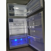 Холодильник широкий 85см Беко Beko DN 162220 611л А++ EverFresh