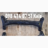 Балка задней подвески Toyota Camry 10 1991-1996 5120633011 5120633010 5120606010