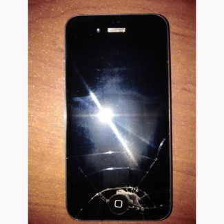 IPhone 4s 16gb + чехол + зарядка