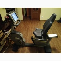 Велотренажери Technogym NEW RECL EXC 700TV-T та Star Trac