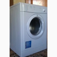 Продаю новую сушильную машинку Indesit IDV 75, загрузка 7 кг