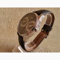 Часы Guess W70004G2, с двумя циферблатами. На ходу