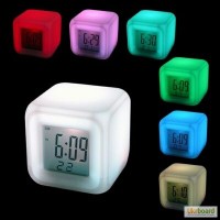 Электронные настольные часы с подсветкой LED Color Change