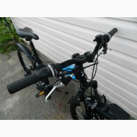 Продам Велосипед BTWIN Rockrider 340 новый с Италии