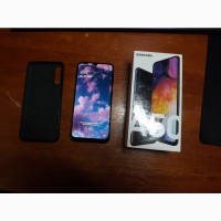 Телефон-Смартфон Samsung A50 4/64