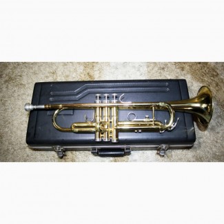 Труба помпова музична Holton T602 USA оригінал продаю Trumpet