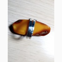 Продам винтажное кольцо с янтарем большого размера 5 х 2 х 1, 5 см серебро 925 проба