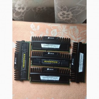 Оперативная память Corsair Vengeance DDR3