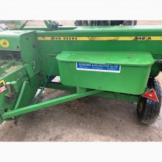 John deere 342A