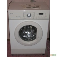 Продам б\у стиральную машину LG WD-80384N