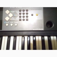 Продам б/у синтезатор Yamaha PSR E-233 в идеальном состоянии