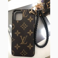 Чехлы под LOUIS VUITTON с ремешком брелком со стразами Мишка Кожаный Новинка луивитон