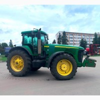 Трактор John Deere 8520