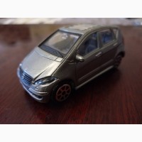 Продам модели автомобилей в масштабе 1:43