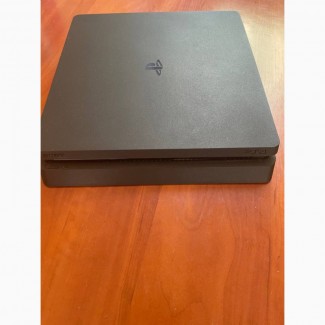 PlayStation 4 Slim 1TB