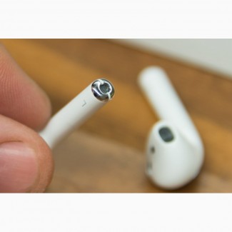 Навушники Apple AirPods