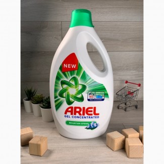 Гель для стирки универсальный Ariel spring green 5, 775мл, 105 стирок Италия в853