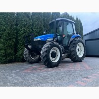 Трактор New Holland 2006 всього 2150 мотогодин