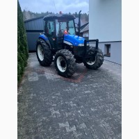 Трактор New Holland 2006 всього 2150 мотогодин