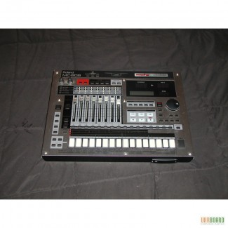 Продам Roland mc808