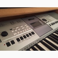 СРОЧНО Продам синтезатор YAMAHA PSR-E403