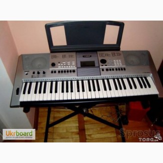 Продам сінтізатор Yamaha PSR-E413