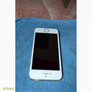 Продам Apple Iphone 5s gold 16 gb