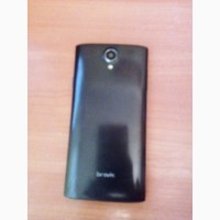 Продам смартфон Bravis A-501