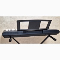 Синтезатор Yamaha YPT-220