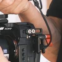 Крепление UURig R068 для кабеля HDMI Sony Alpha A7III A7II на клетку