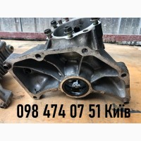 Корпус раздаточной коробки Nissan X-Trail T30 2.0i 2.2D 2.5i 331014N270 331014N273