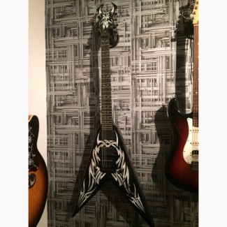 Продам Електрогитару B.C Rich Kerry King V