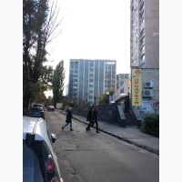 Своего нежилого помещения по ул. Пимоненко, 800 м2, Киев