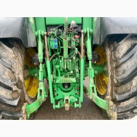 Трактор John Deere 6930