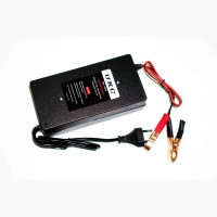 Автомобильное зарядное устройство 12 вольт 5 ампер UKC Battery Charger 5A