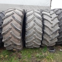 Бу шина 710/70R42 (28R42) BKT на Джон Дир