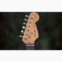 Fender Stratocaster из США с жёстким кейсом Warwick(relic design)